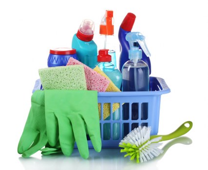 Vacuuming and floor cleaning in a Maidavale move-in service